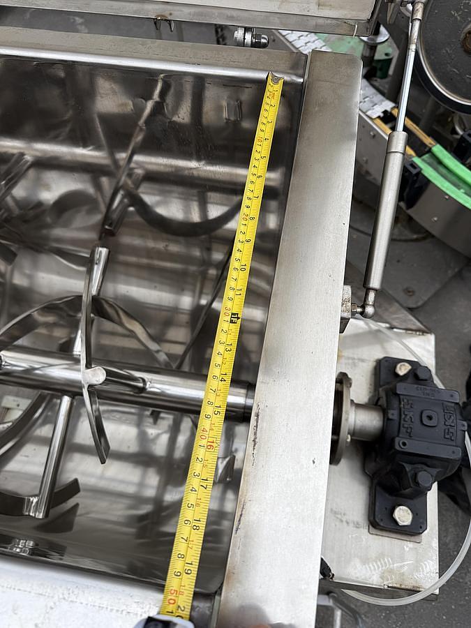 Used 13 CU. FT. CAPTEK DOUBLE RIBBON BLENDER - S/S