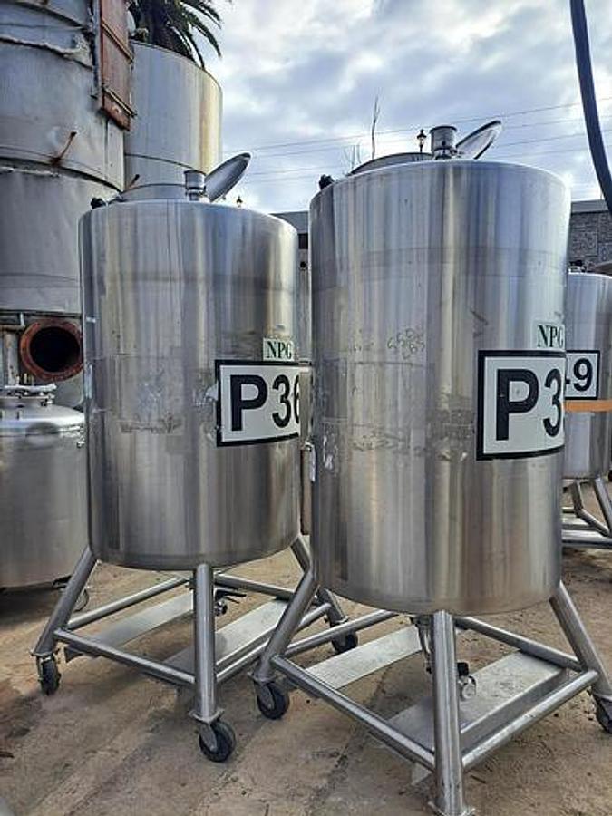 Used 400 GALLON CONE BOTTOM TANKS - T-316 S/S (2)