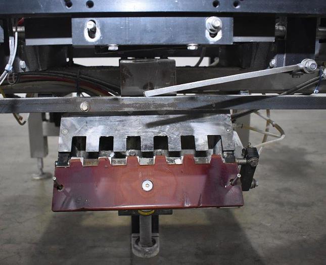 Used MATRIX PACKAGING VERTICAL FORM FILL & SEAL HIGH SPEED MACHINE