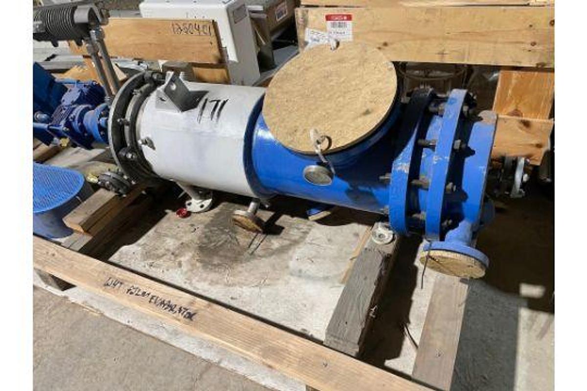 Used 4.2 SQ. FT. PFAUDLER WIPED FILM EVAPORATOR  - T316L S/S -  30 PSI/FV/200 PSI