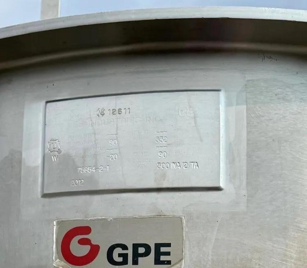 Used 300 GALLON GROEN TWIN ACTION INCLINE AGITATED KETTLE - S/S - 90 PSI