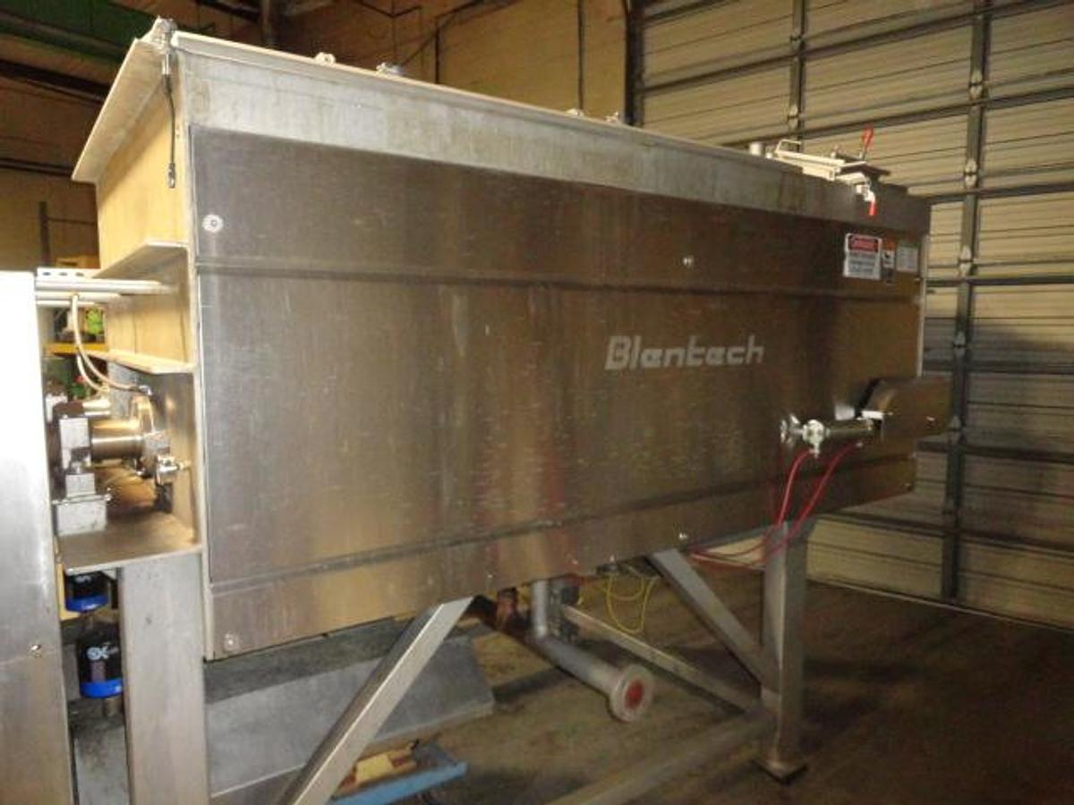 Used 28" x 10' BLENTECH TWIN SCREW HOLLOW FLIGHT BLENDER - S/S - JACKETED