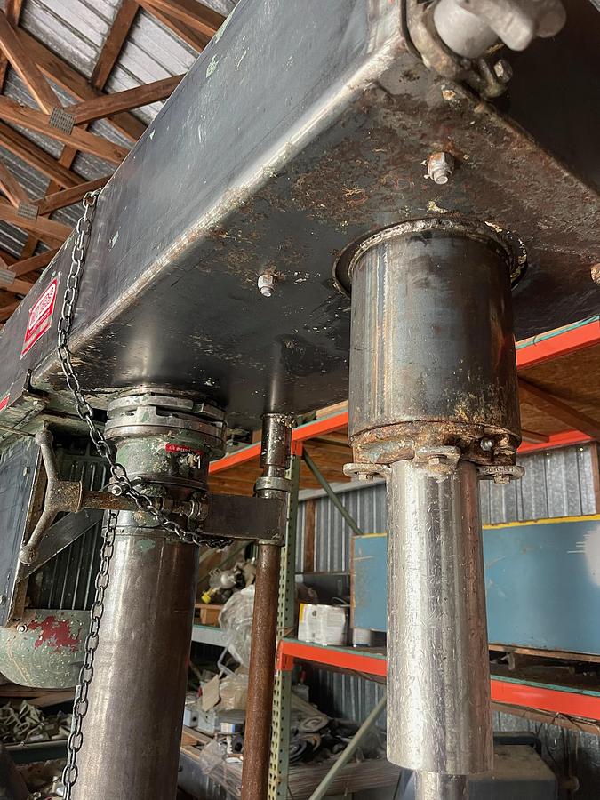 Used 15 HP MYERS HIGH SPEED DISPERSER - AIR/OIL LIFT - VARIABLE SPEED