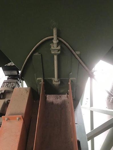 Used Feeder, Hopper, 8" x 72", C/st, Quinn #C743127