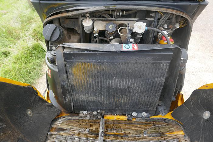 Used 2015 JCB 8018 CTS