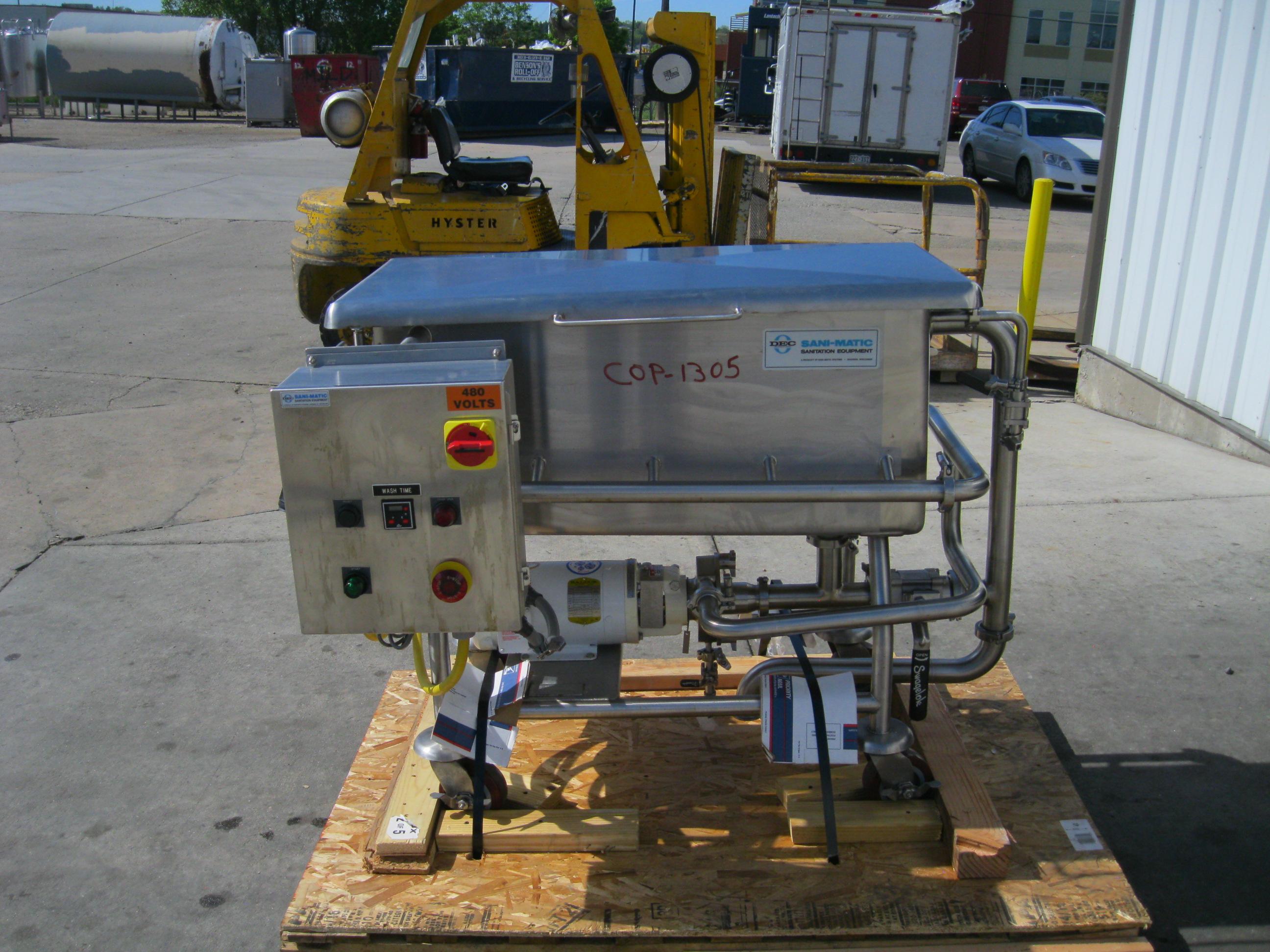 Usado 90 GALLON SANIMATIC  COP TANK W/FRISTAM PUMP, SIDE JETS, CNTROLS AND LIFT LID