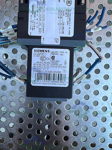 Used Siemens  3RH2131-1BB40 Contactor Relay
