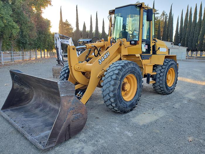 Used 2002 John Deere 344H