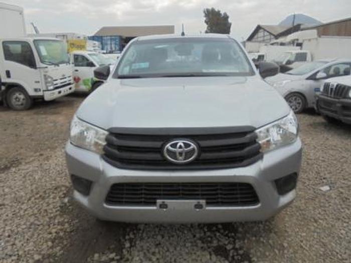 2017 TOYOTA HILUX DCAB 2.4