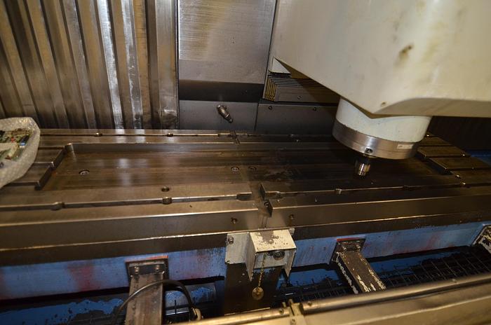 Used MV24 - Mazak  VTC  200 C- II