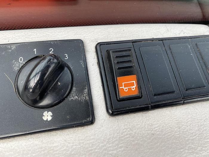 Usato 2001 MANITOU MLT 730-120 LS