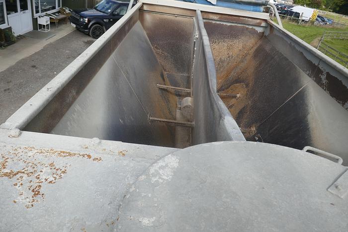 Used 2006 RENAULT 33FVA1