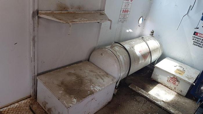Used SJ PETRO SJ300 TRIPLEX MUD PUMP