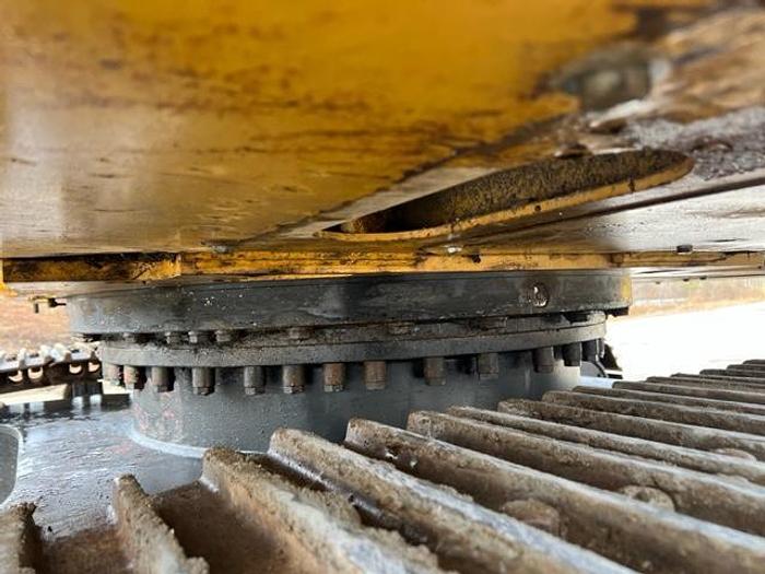 Used 2017 CAT 320FL