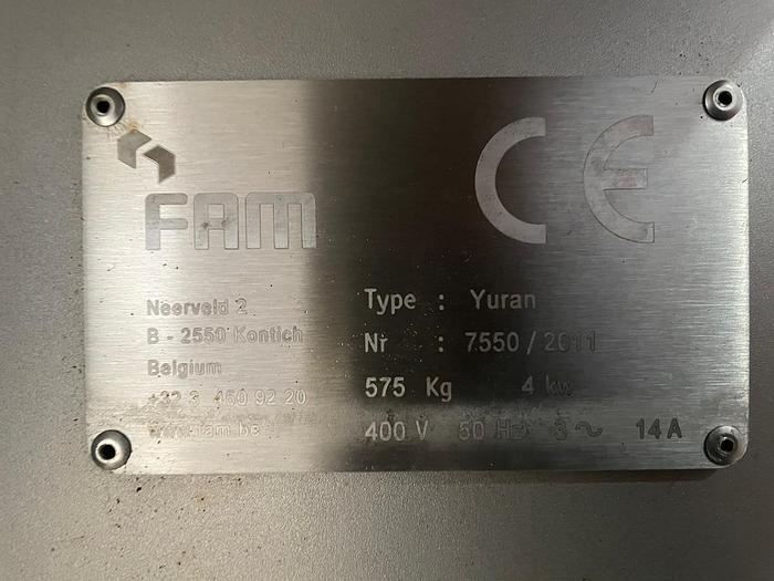 Gebruikt 2011 FAM Snijmachine/ snijder/ gevogelte & vlees, type: YURAN