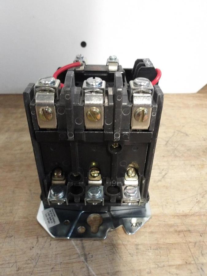 ALLEN BRADLEY 500-AOD930 AC CONTACTOR, SIZE 0, #520219G NIB