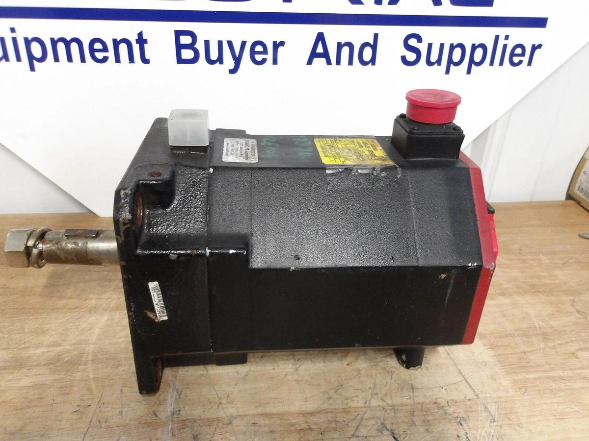 Used FANUC A06B-0267-B605 S000-R AC SERVO MOTOR, 2000 RPM, #5141110G REMANUFACTURED