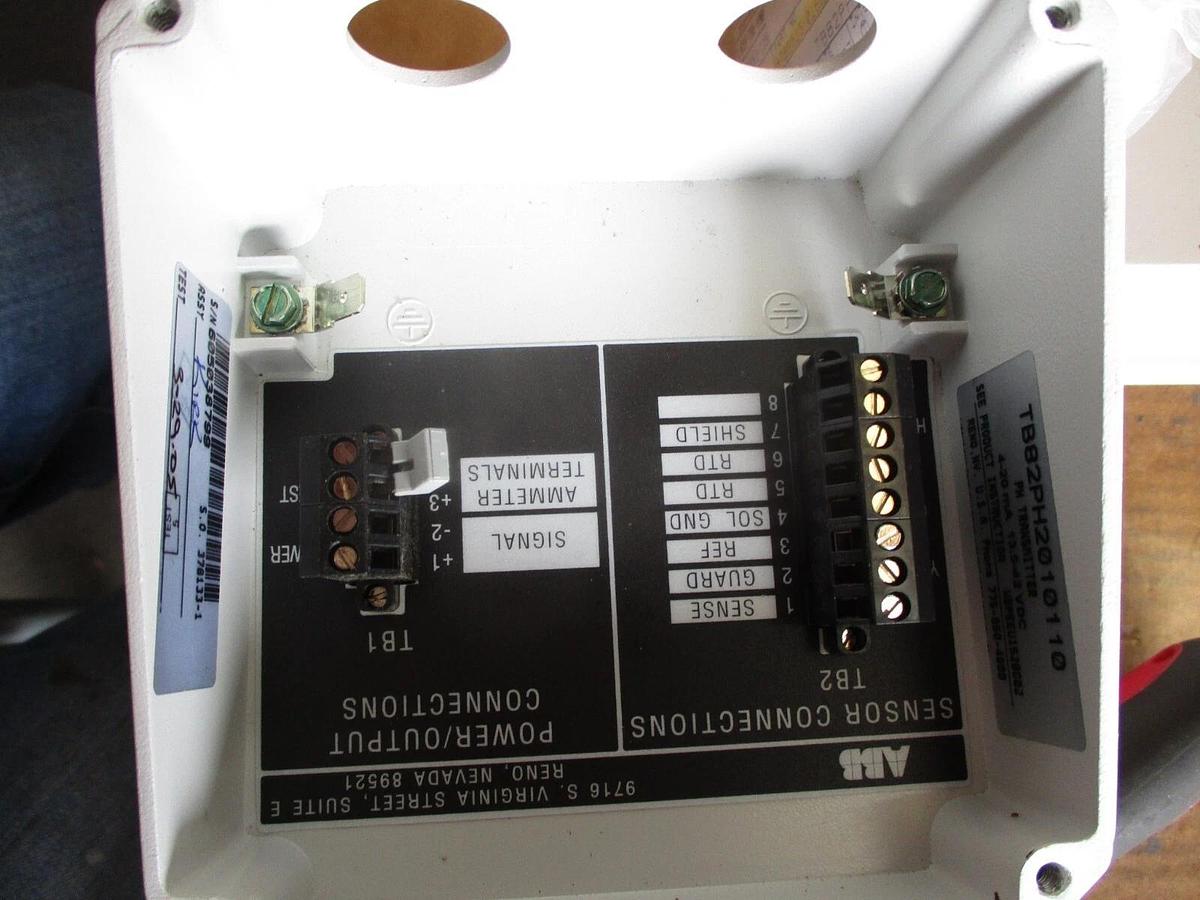 Used ABB TB82 PH TRANSMITTER, #4181226J USED