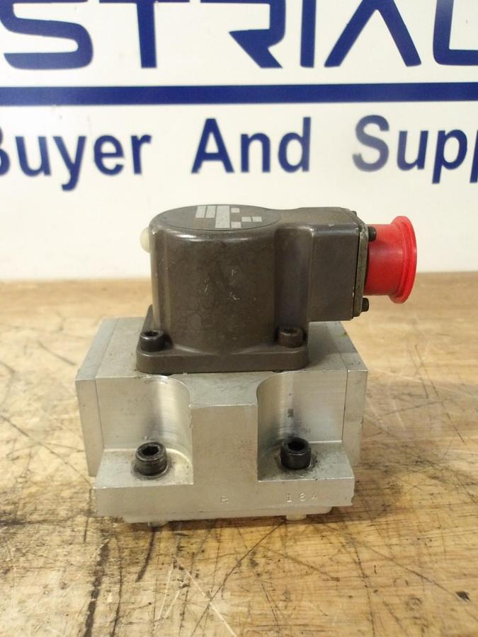 Used ATCHLEY 320-101 SERVO VALVE, #8151003G USED