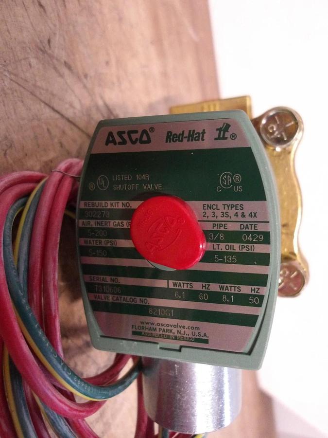 Used ASCO 3/8" REDHAT SOLENOID VALVE 8210G1, #851106G NEW