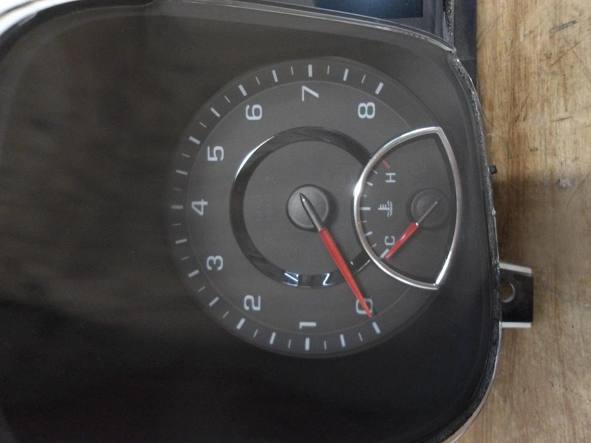 Used GM A2C82953600 INSTRUMENT CLUSTER 2013-2016, #926945G USED (AS IS)