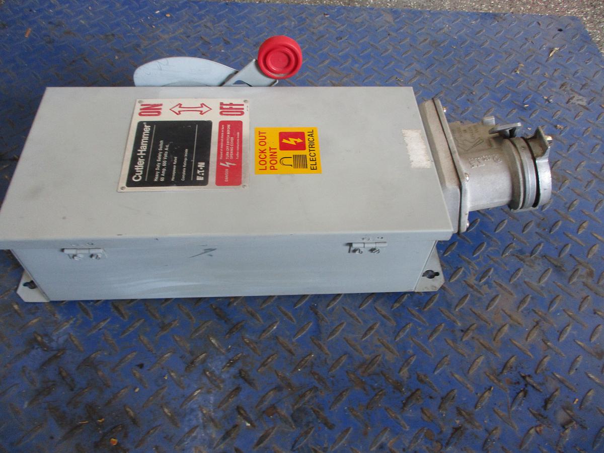 Used CUTLER-HAMMER 60 AMP SAFETY SWITCH