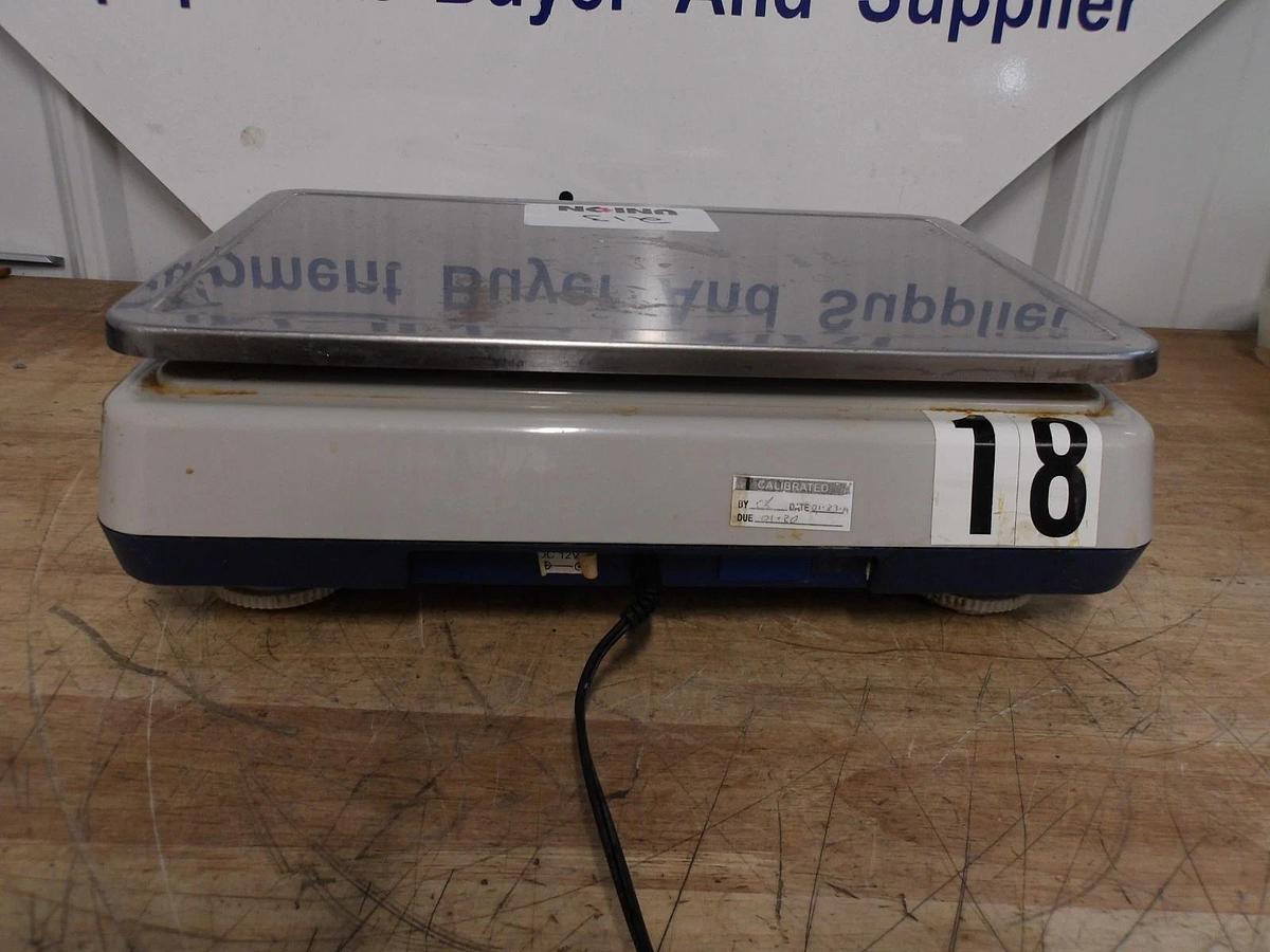 Used TREE COUNTING SCALE MCT-Li PLUS SERIES, 0-33 LBS, #8121107G USED