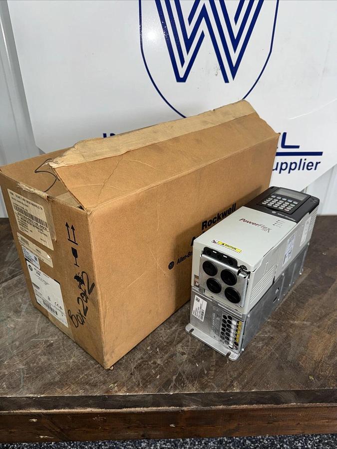 Allen Bradley Powerflex 700 1/2HP Cat#20BD1P1A3AYYADC0. #271038P