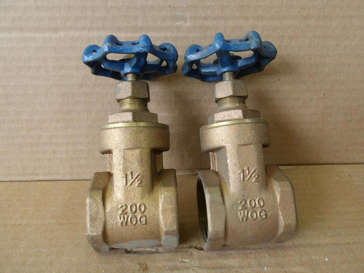 Used AMERICAN VALVE 1-1/2" BRASS GATE VALVES (LOT OF 2), #79245G NEW