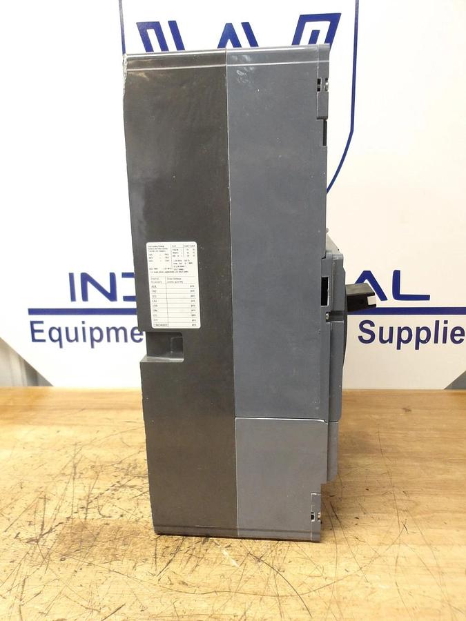 Used SIEMENS 1200 AMP BREAKER 3VA6712-6KP31-0AA0, #1126830G NEW