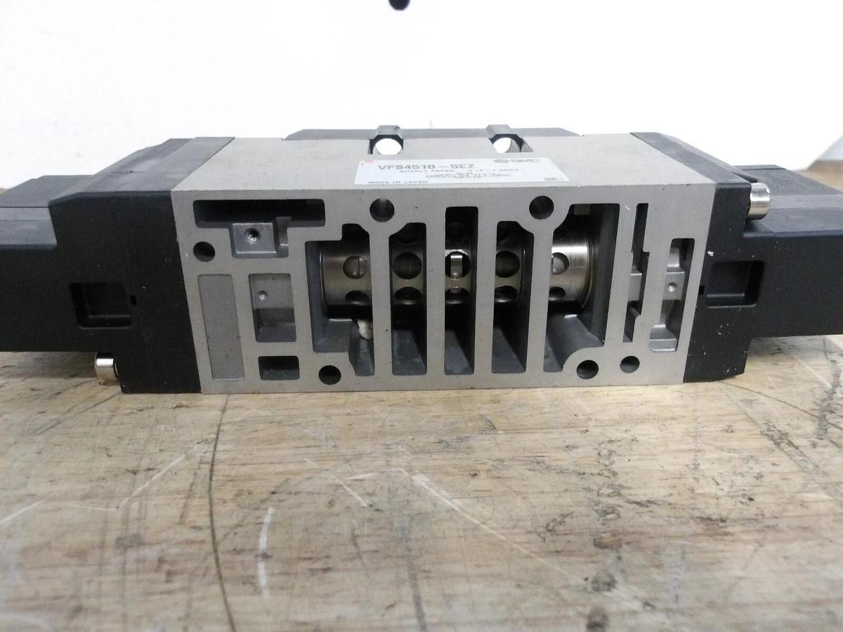 Used SMC VFS4510-5EZ PNEUMATIC SOLENOID VALVE, #691150G NEW