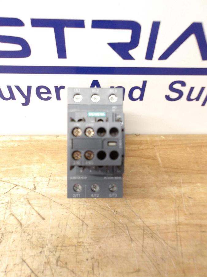 Used SIEMENS 3RT2036-1KB44 POWER CONTACTOR, #529917G NEW