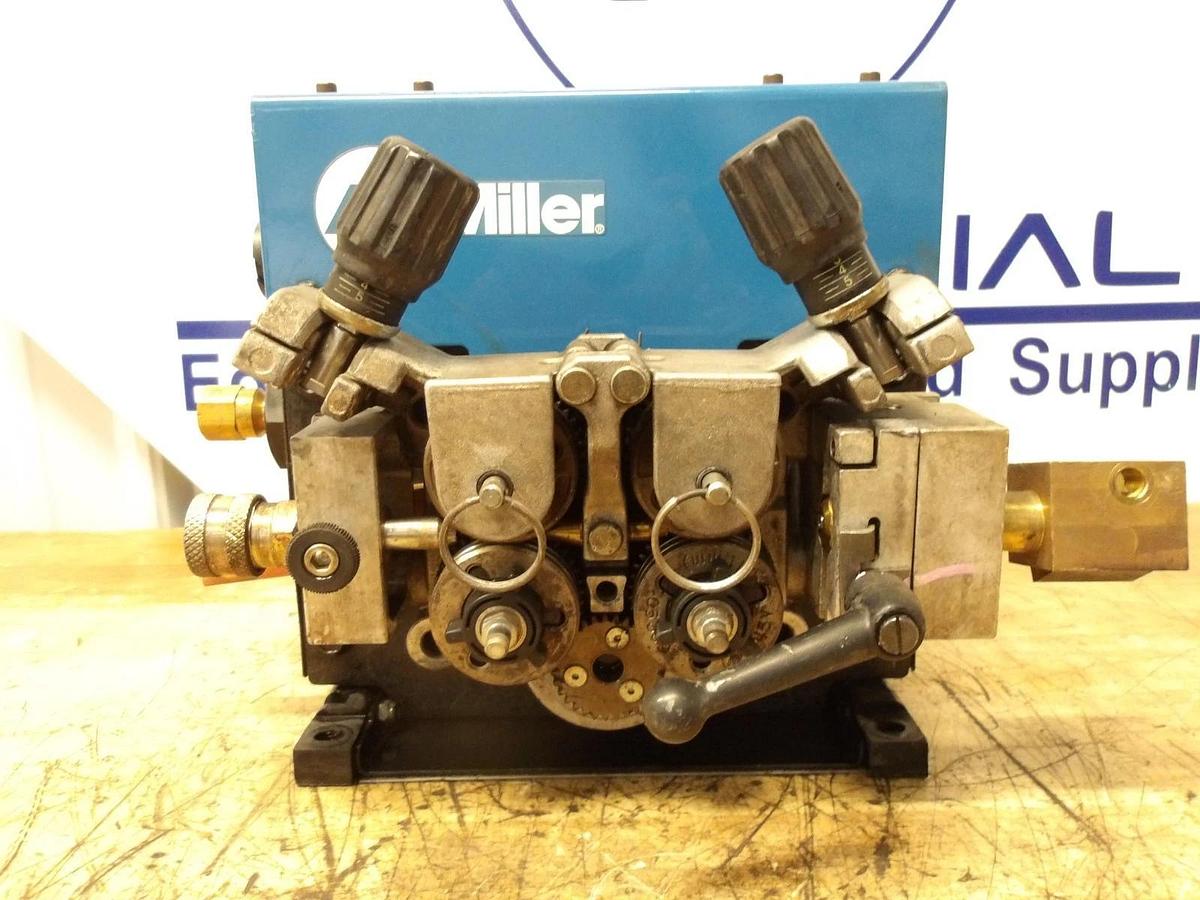 Used MILLER 301207 AUTO CONTINUUM DRIVE, #19208G USED