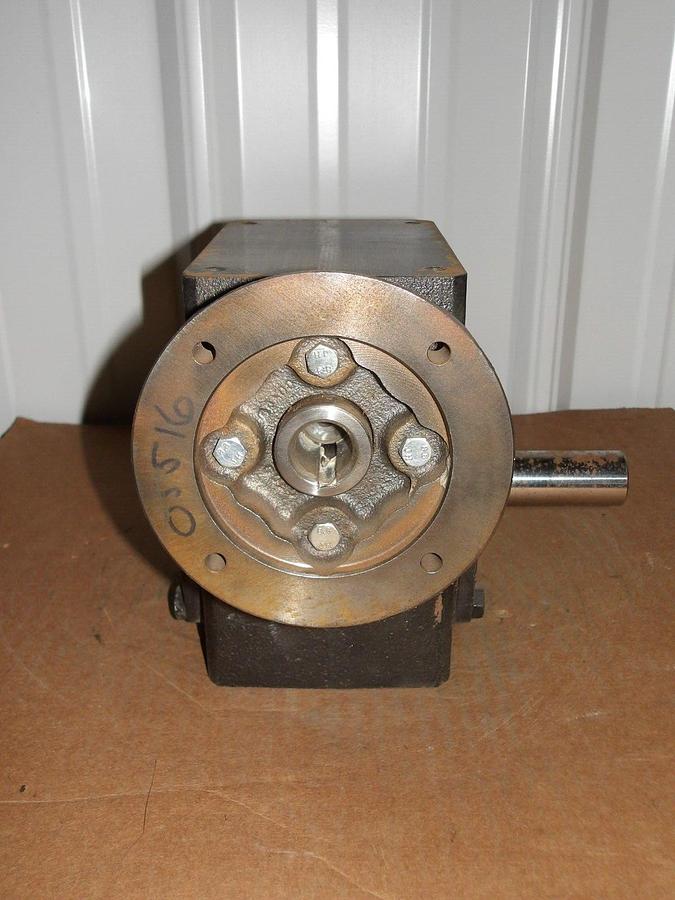 Used BALDOR .674 HP SPEED REDUCER, RATIO 40:1, #120100G NEW