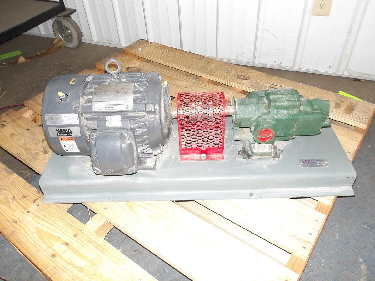 Used ROPER 1-1/2" PUMP W/ 5 HP MOTOR, #1111918G NEW