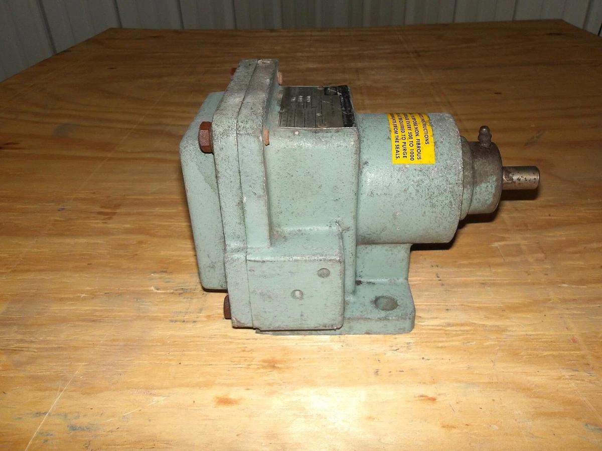 Used HUBBELL 2210-142CC9 PILOT DUTY SPEED SWITCH, #120225G USED