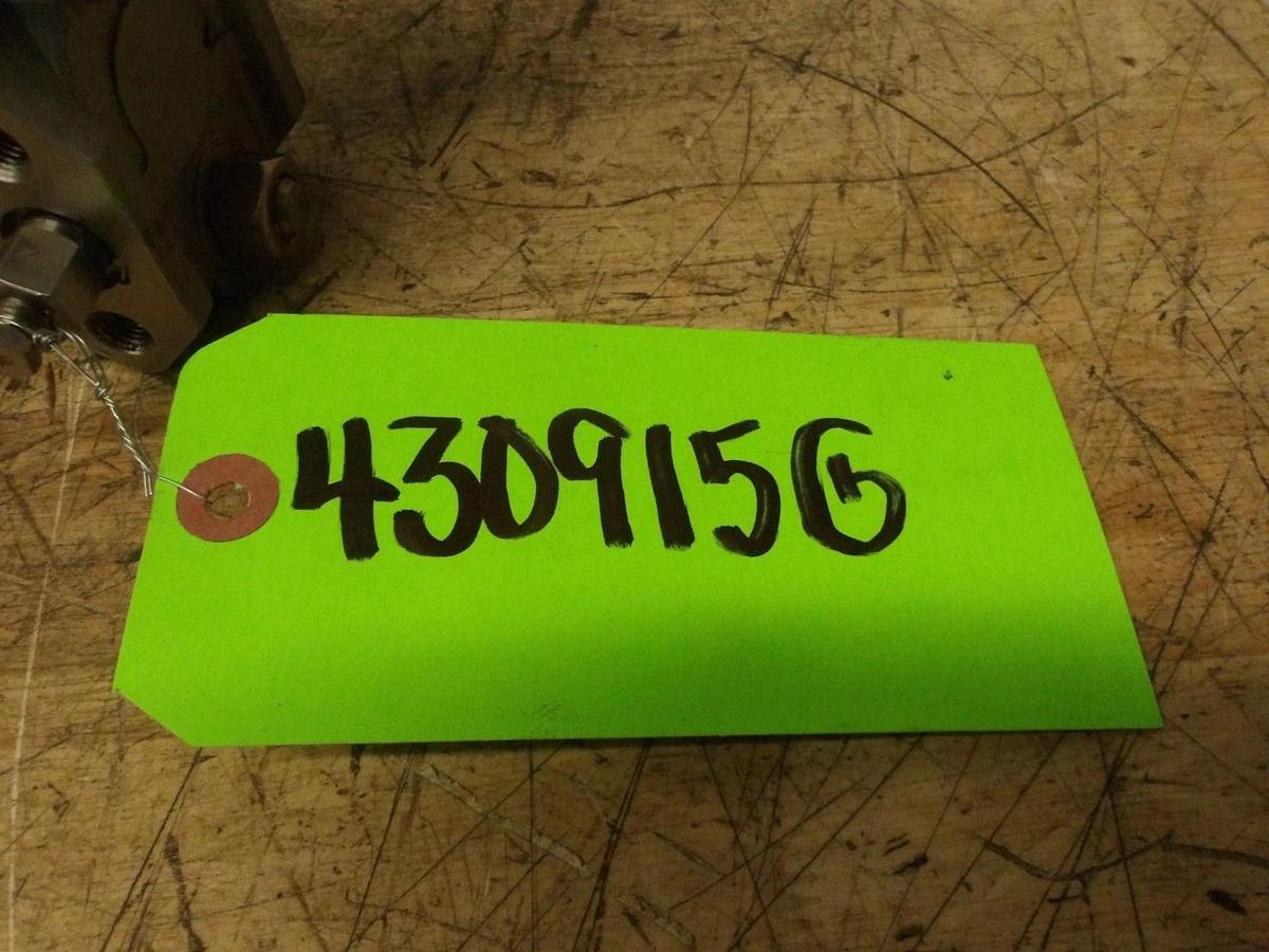 Used SCHNEIDER IDP10S-120B11FM-T PRESSURE TRANSMITTER, #430915G USED