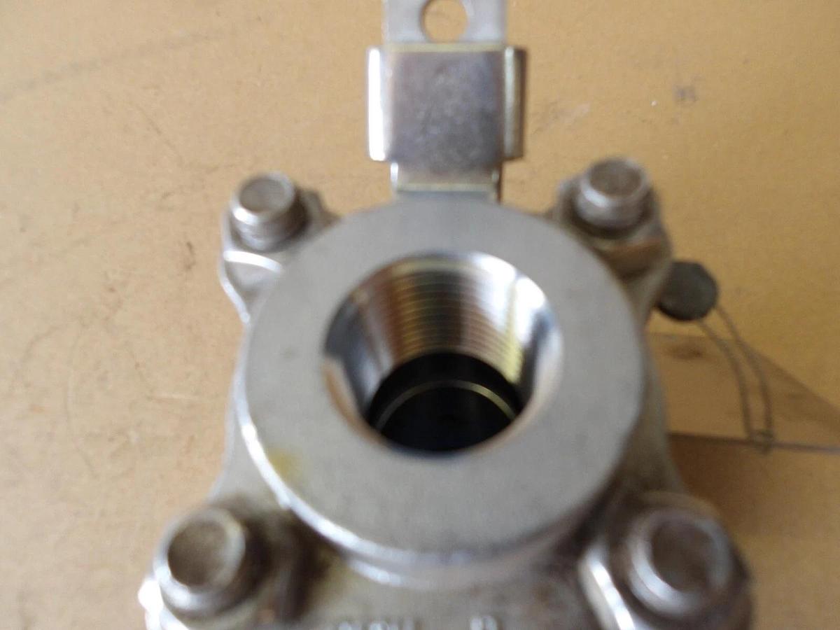 Used JAMESBURY 3/4" S/S BALL VALVE (THREADED) #6121215G NEW
