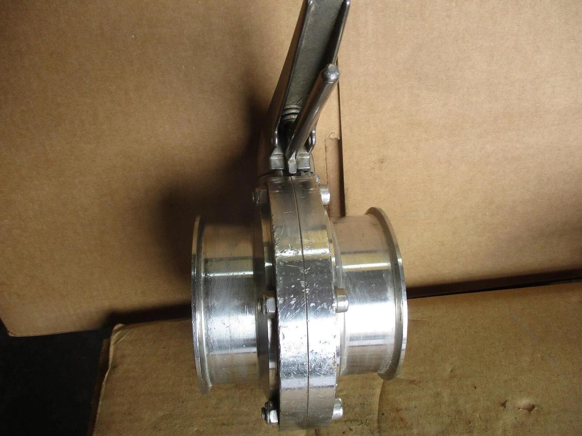 Used DIXON 4" STAINLESS BUTTERFLY VALVE (CLAMPS), #416140J USED
