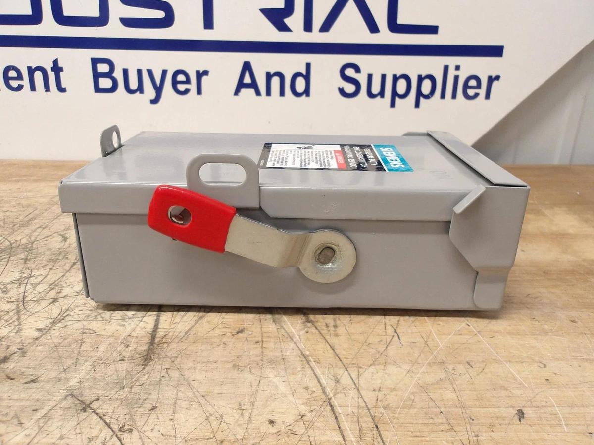 Used SIEMENS 60 AMP ENCLOSED SWITCH, 240AC-250DC V, #512933G NEW