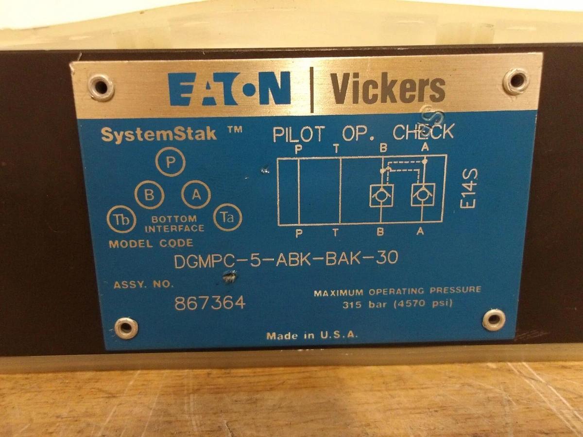 Used EATON VICKERS DCMPC-5-ABK-BAK-30 HYDRAULIC BLOCK, #62206G NEW