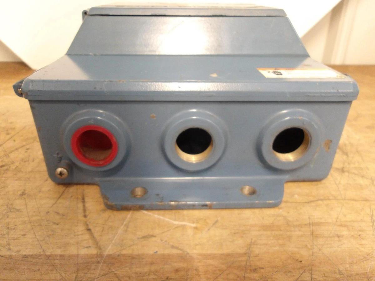 Used ROSEMOUNT 8712RA12M4 MAGNETIC TRANSMITTER, #92135G USED