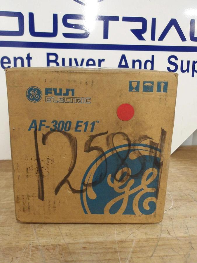 GE FUJI ELECTRIC AF-300 E11 DRIVE, 1 HP, 380-480 V, #4211040G NIB