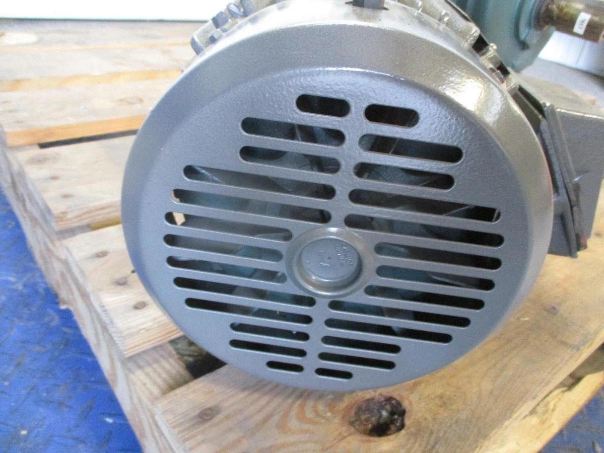 Used BALDOR RELIANCE 3 HP MOTOR, FR 182T, 230/460 V, 1755 RPM, #69942J NEW