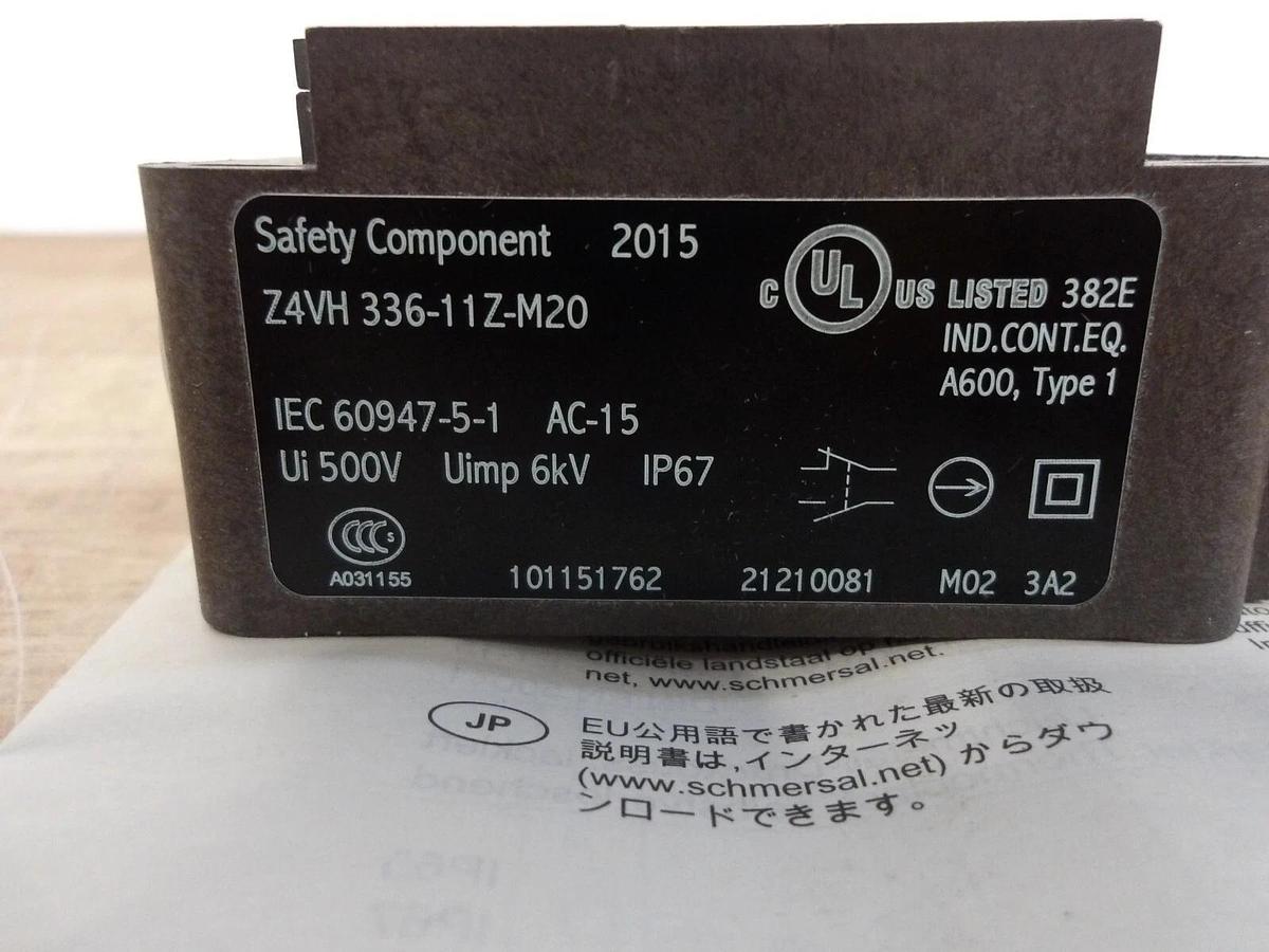 SCHMERSAL Z4VH-336-11Z-M20 LIMIT SWITCH, #417120G NIB