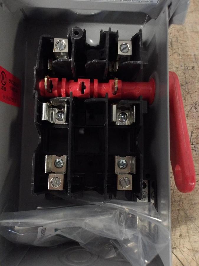 Used SIEMENS 30 AMP SAFETY SWITCH 240VAC/250VDC, #771044G NEW
