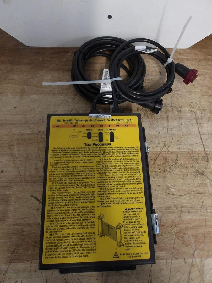Used SIT LCC-LB-ACLU LIGHT CURTAIN CONTROLLER, 115 V, #7181032G NEW