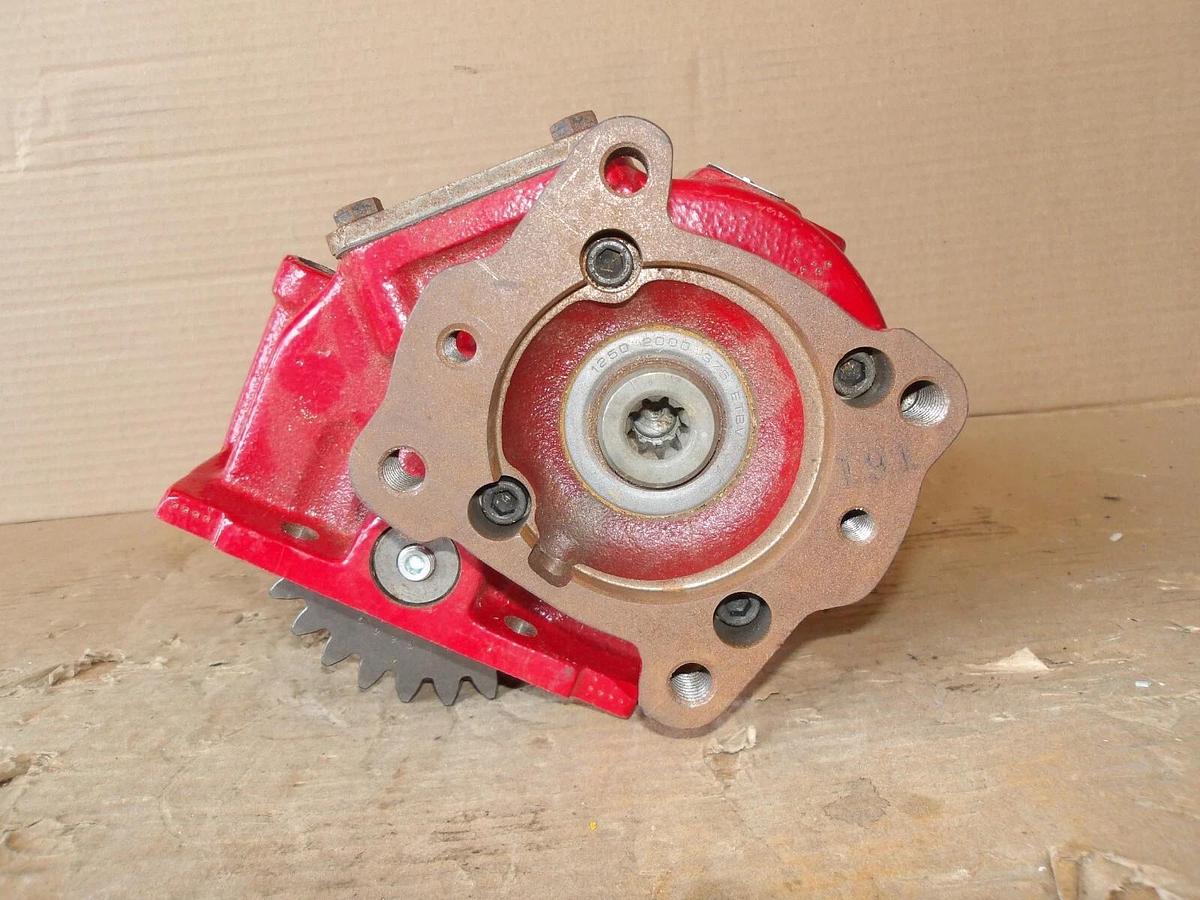 Used PARKER CHELSEA 221ZCAKP-M4XE PTO GEAR BOX, #861048G NEW