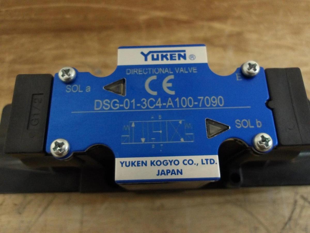 Used YUKEN DSG-01-3C4-A100-7090 HYDRAULIC DIRECTIONAL VALVE, #66230G NEW