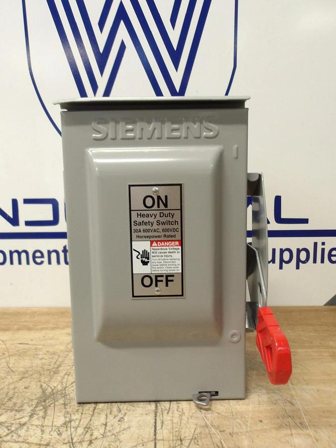 Used SIEMENS 30 AMP SAFETY SWITCH 600 V, #5111130G NEW